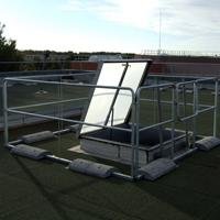 Barrières autoportantes de protection de lanterneaux SECURIGARD® - Batiweb